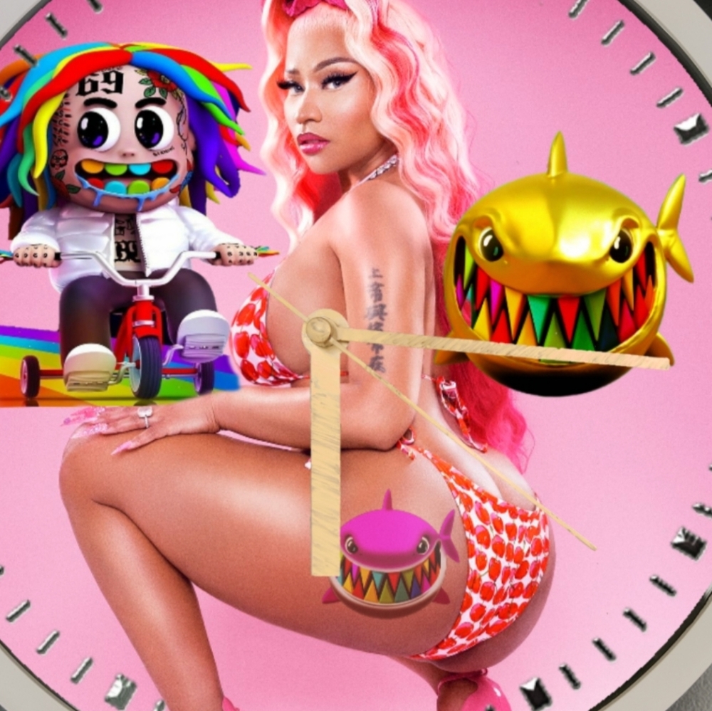 Niki Minaj clock
